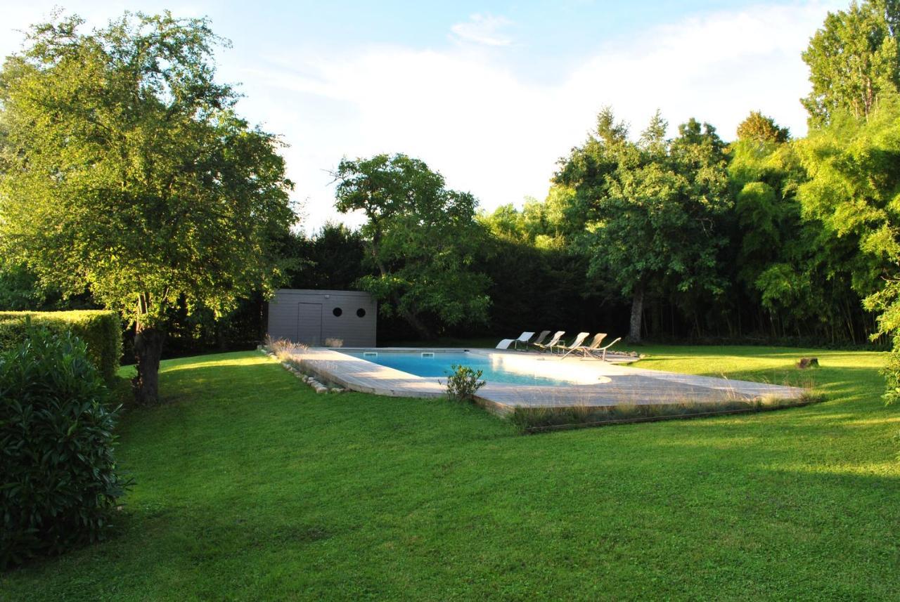 La Grange De La Batone - Bed And Breakfast Messimy-sur-Saone Bagian luar foto